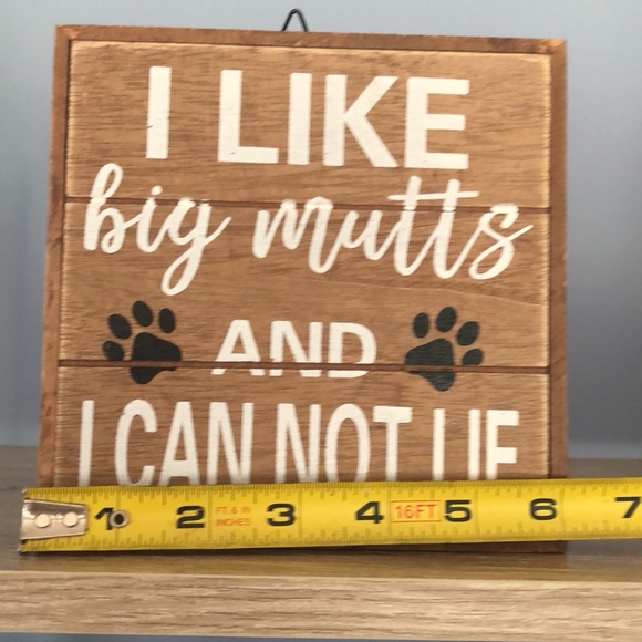 “I Like Big Mutts” home decor. Like new. - Picture 7 of 9